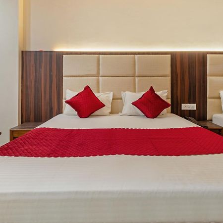 Hotel South Indian Делі Екстер'єр фото